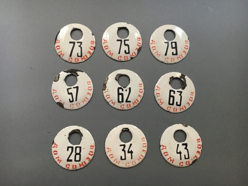 NUMEROS  DE VESTIAIRES EMAILLES