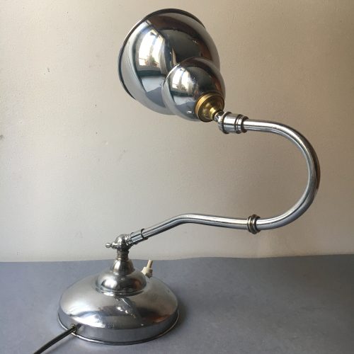 LAMPE DE CHEVET COL DE CYGNE
