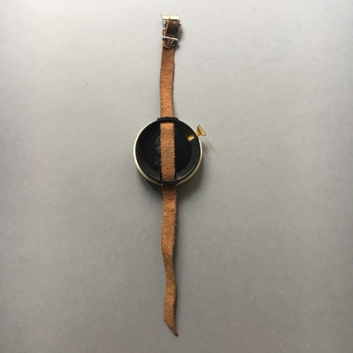 MONTRE BOUSSOLE / ref : R432