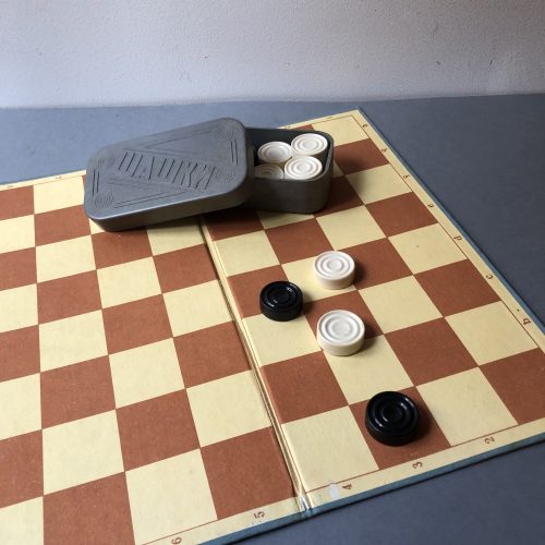 JEU DE DAMES / ref: R456