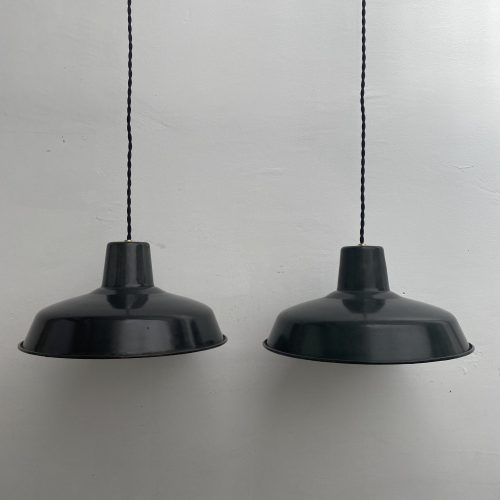 LOT 2 SUSPENSIONS EMAILLEES 31 CM / ref : L1097
