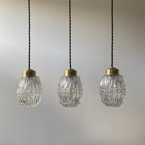LOT 3 SUSPENSIONS EN VERRE MOULÉ / ref : L1134