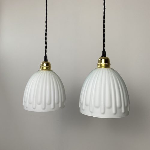 LOT 2 SUSPENSIONS EN OPALINE / ref : L1264