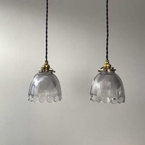 PAIRE DE SUSPENSIONS VERRE PRISMATIQUE / ref : L1266