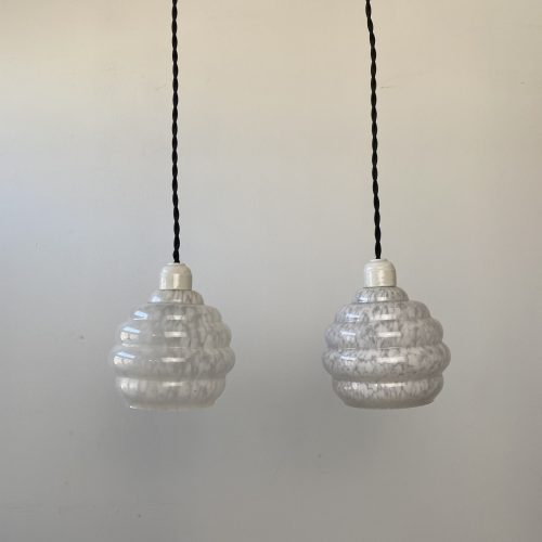 PAIRE SUSPENSIONS EN VERRE DE CLICHY / ref : L1291