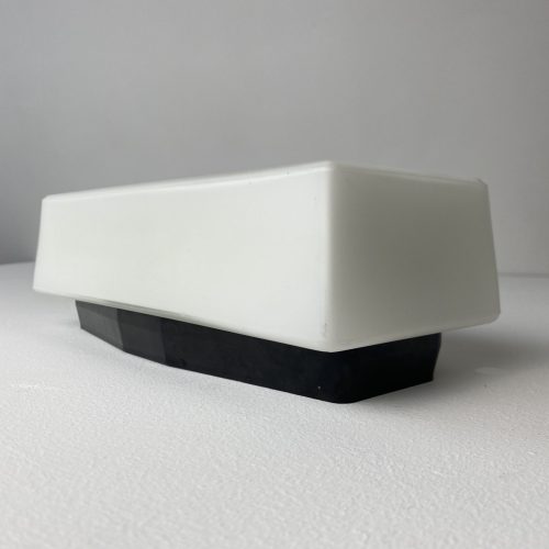 APPLIQUE RECTANGULAIRE EN OPALINE / ref : L1395