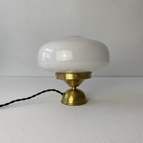 LAMPE A POSER EN OPALINE / ref : L1062