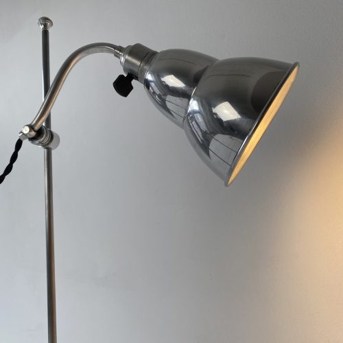 LAMPE MONTE ET BAISSE / ref : L1157