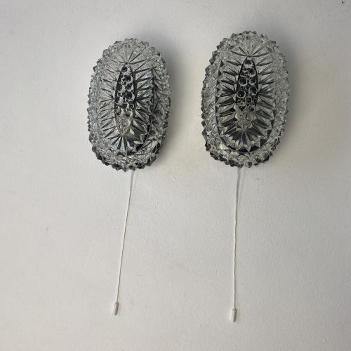 PAIRE D'APPLIQUES OVALES EN VERRE MOULÉ / ref : L1587