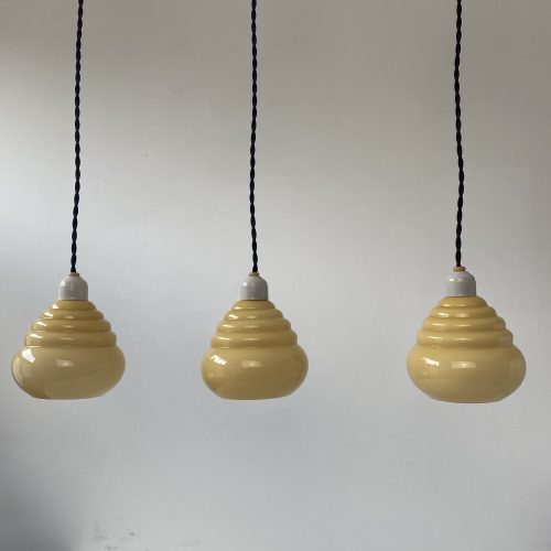 LOT 3 SUSPENSIONS EN OPALINE  / ref : L1685