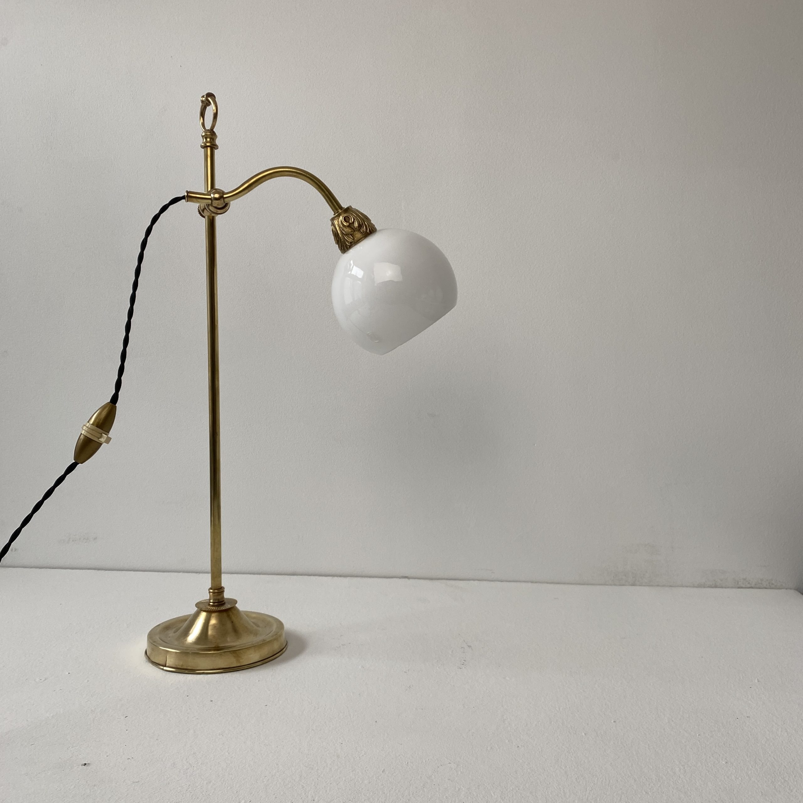 Lampe de bureau blanche Articulée VTAC E27