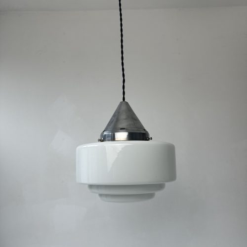 SUSPENSION ART-DECO EN OPALINE / ref : L1909