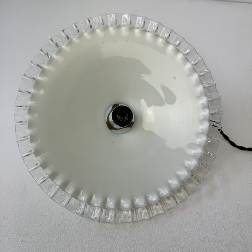 SUSPENSION EN OPALINE DENTELEE 24 CM / ref : L1962