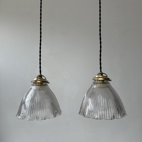 PAIRE DE SUSPENSIONS EN VERRE PRISMATIQUE / ref : L1972