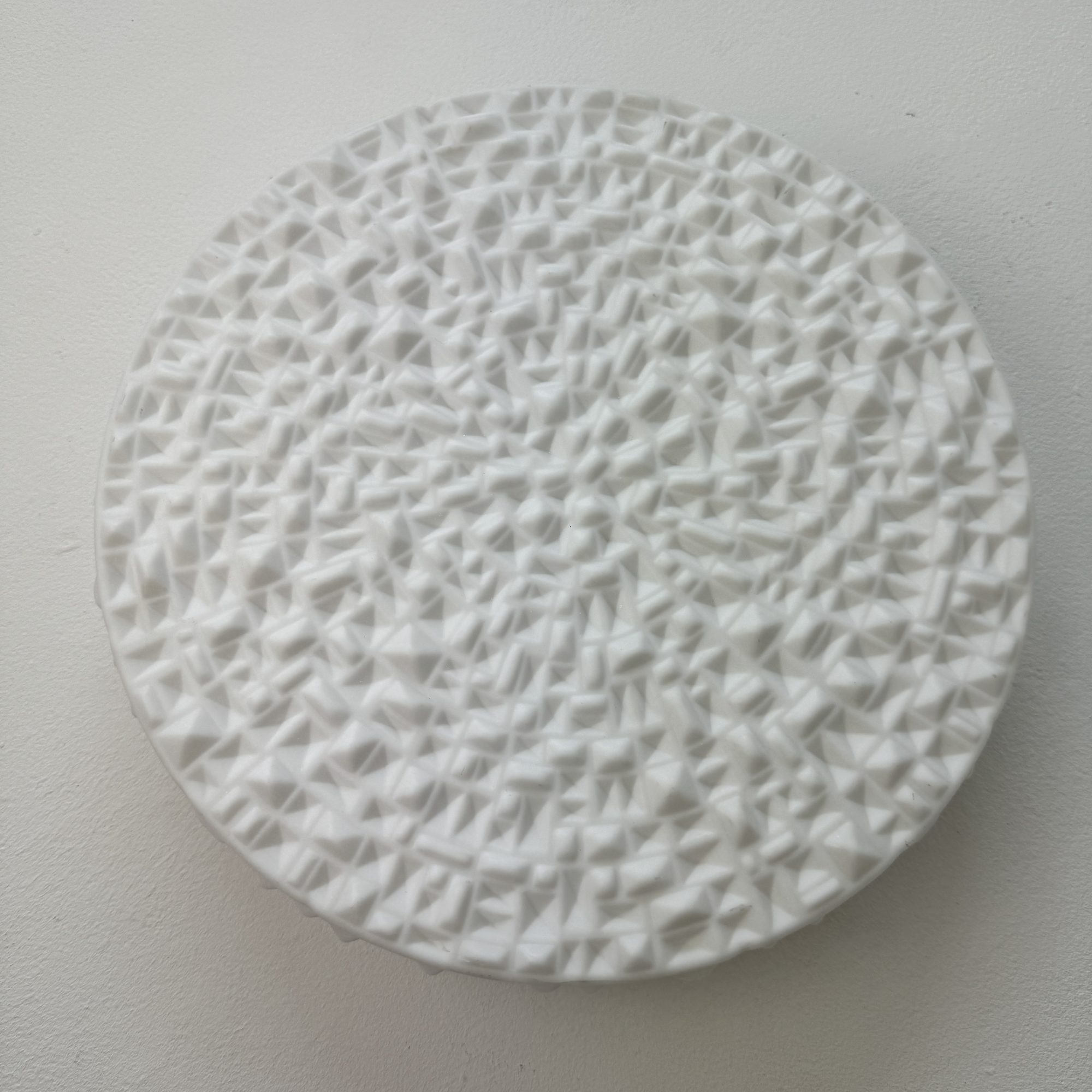 APPLIQUE RONDE EN OPALINE TEXTUREE / ref : L1995 - NIKEL-FORMS