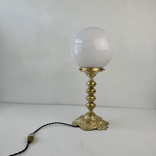 LAMPE A POSER LAITON ET OPALINE  / ref : L1981