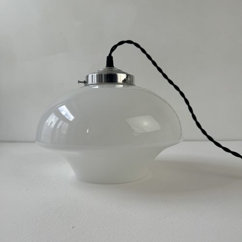 PAIRE SUSPENSIONS EN OPALINE 24 CM / ref : L1992
