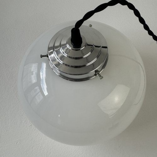 PAIRE SUSPENSIONS EN OPALINE 24 CM / ref : L1992