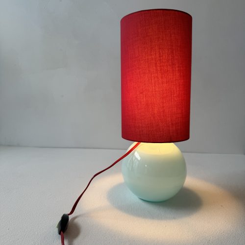 LAMPE A POSER EN OPALINE  / ref : L1208