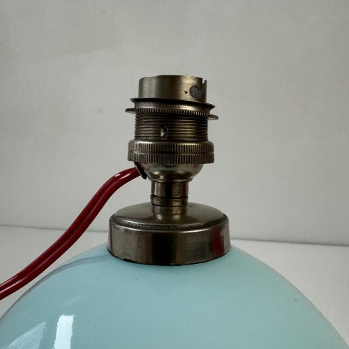 LAMPE A POSER EN OPALINE  / ref : L1208