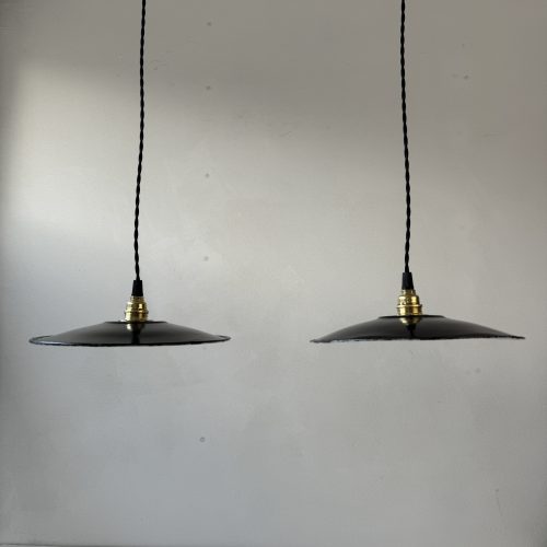 PAIRE SUSPENSIONS EMAILLEES NOIRES  / ref : L0788
