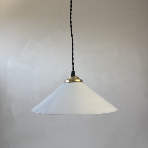 SUSPENSION CONIQUE EN OPALINE  / Ref: L2226