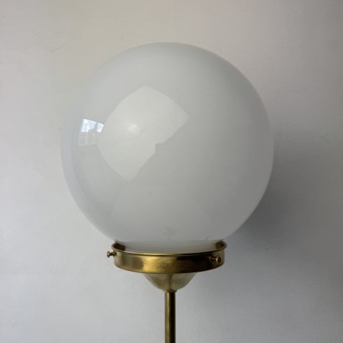 LAMPE A POSER EN OPALINE XXL / ref : L1780