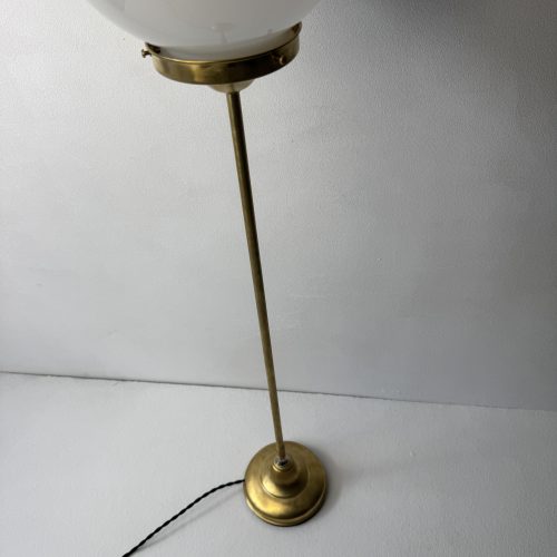 LAMPE A POSER EN OPALINE XXL / ref : L1780