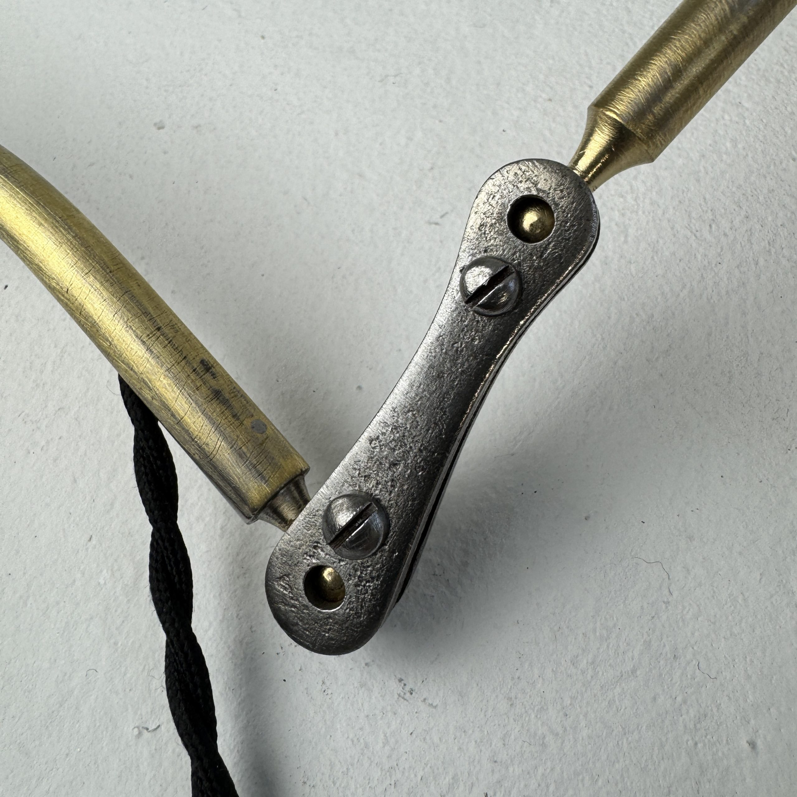 PAIRE D'APPLIQUES D'ATELIER "BEUNZA" / ref : L057