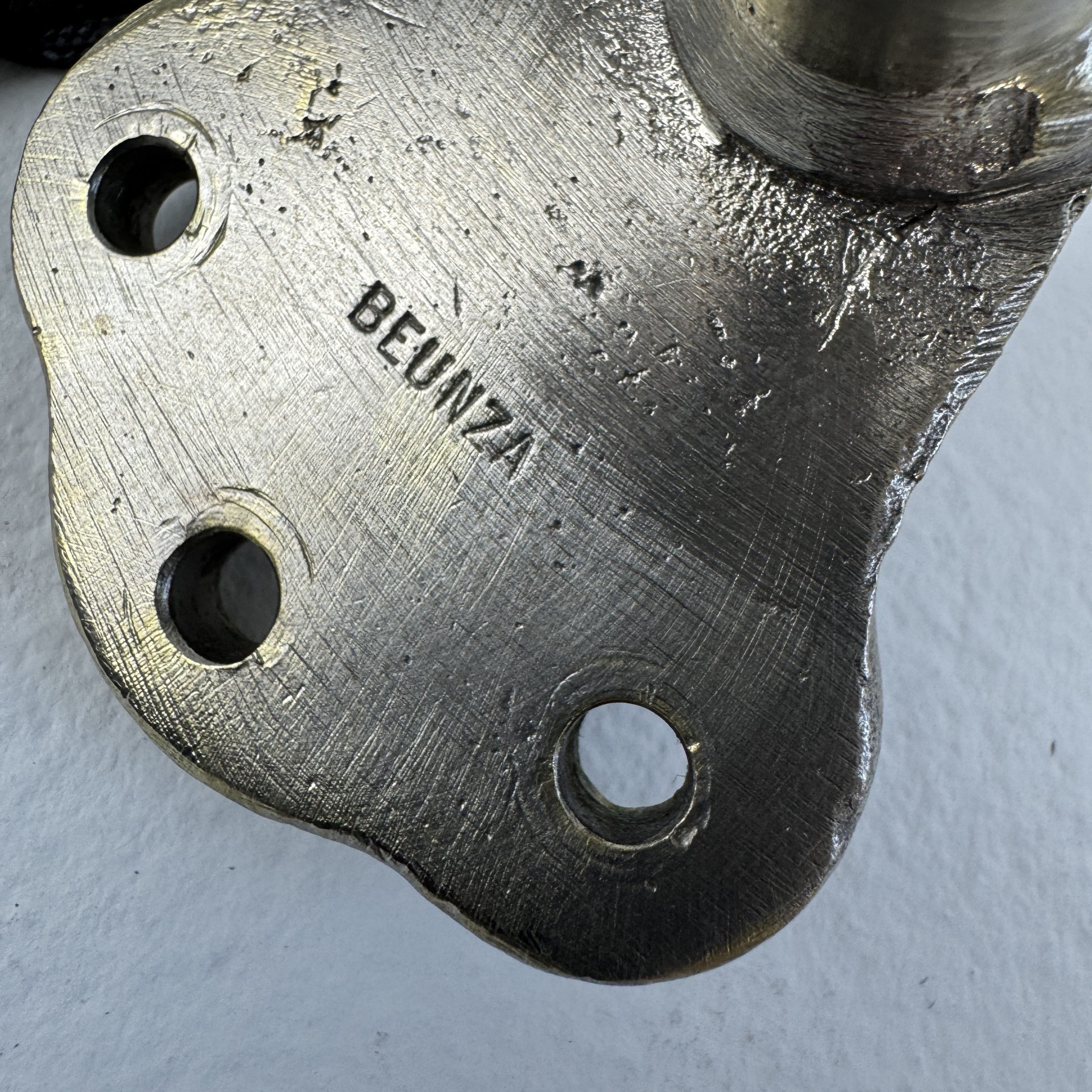 PAIRE D'APPLIQUES D'ATELIER "BEUNZA" / ref : L057