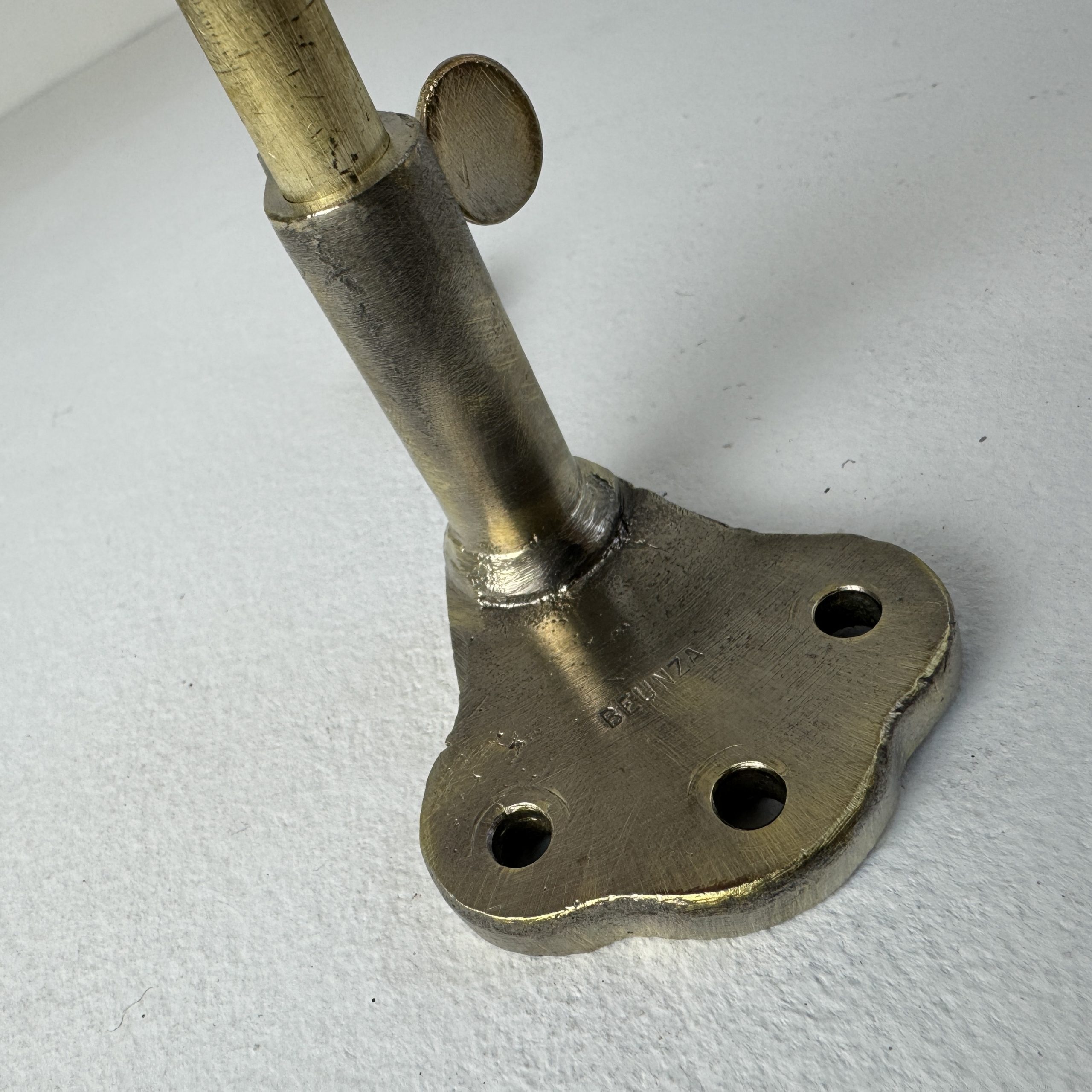 PAIRE D'APPLIQUES D'ATELIER "BEUNZA" / ref : L057