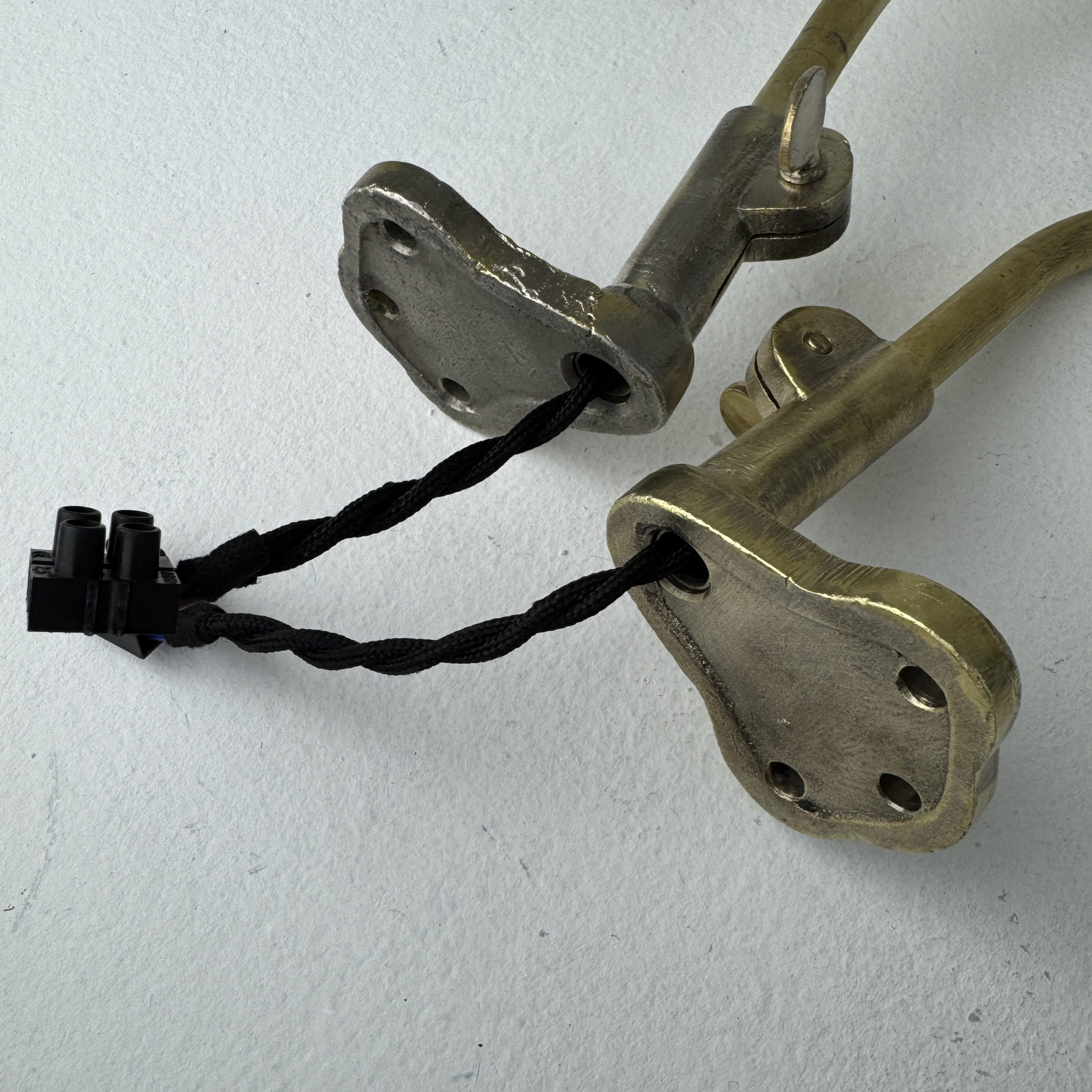 PAIRE D'APPLIQUES D'ATELIER "BEUNZA" / ref : L057