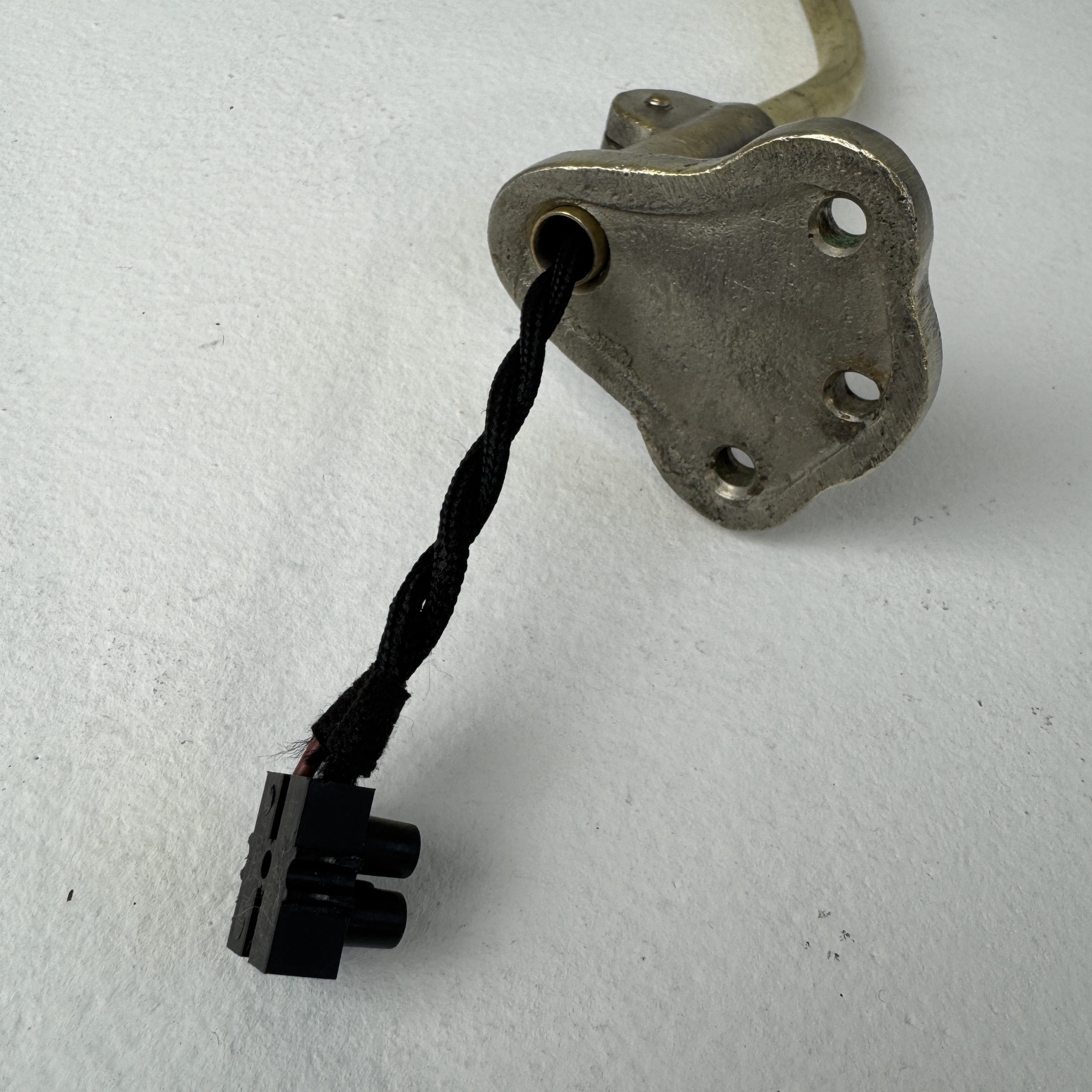 PAIRE D'APPLIQUES D'ATELIER "BEUNZA" / ref : L057