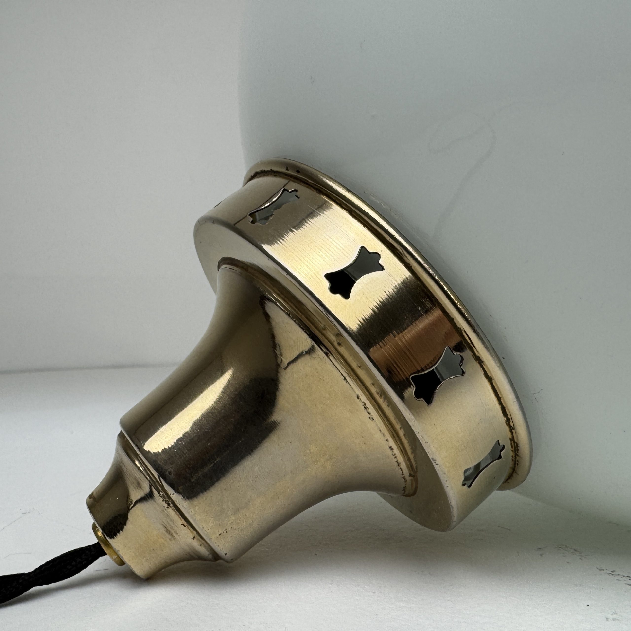 SUSPENSION EN OPALINE 23 CM XL / ref : L2303