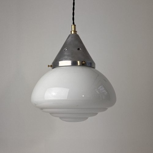 SUSPENSION ART-DECO EN OPALINE / ref : L2330