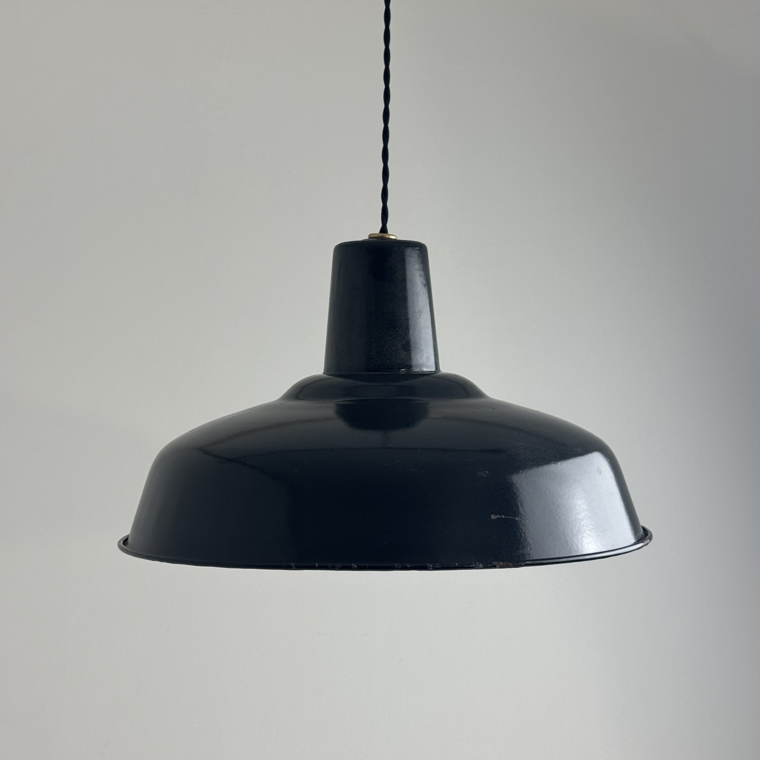 SUSPENSION D'ATELIER EMAILLEE 36 CM / ref : L2404