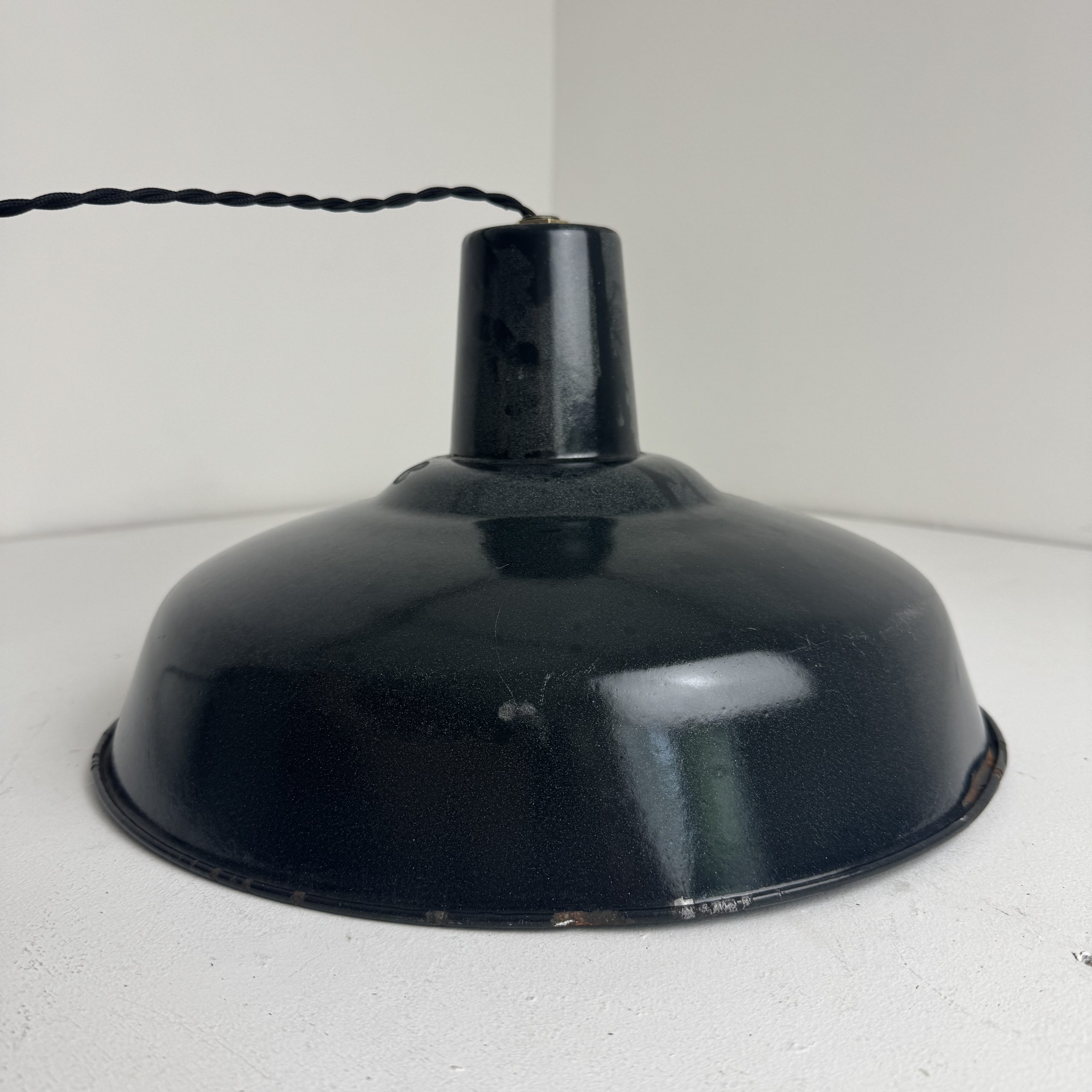 SUSPENSION D'ATELIER EMAILLEE 35,5 CM / ref : L2405