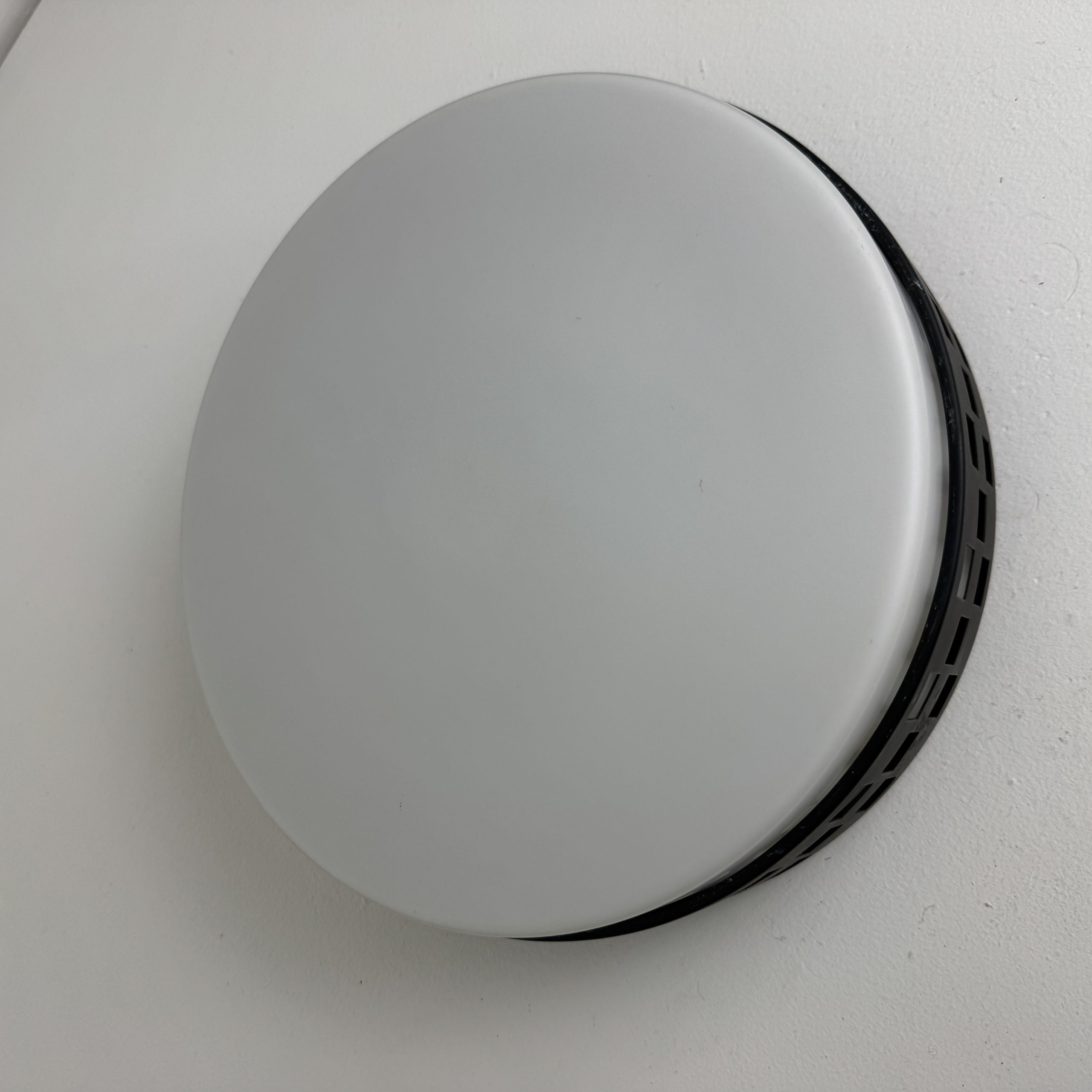 PLAFONNIER SPACE-AGE EN OPALINE "WILA" / ref : L2434
